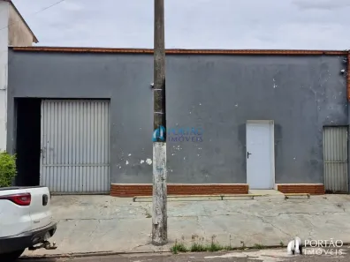 Galpão/Depósito/Armazém para alugar, 350m² no Jardim Carvalho, Bauru