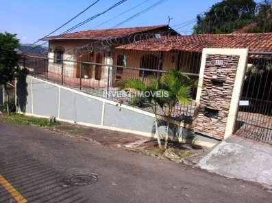 Casa com 4 Quartos à venda, 148m² no Parque Guarua, Juiz de Fora