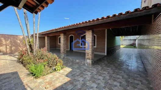 Casa com 2 Quartos à venda, 130m² no Jardim Britânia, Caraguatatuba