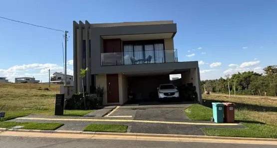 Casa de Condomínio com 3 Quartos à venda, 219m² no Jardins Versalhes, Aparecida de Goiânia