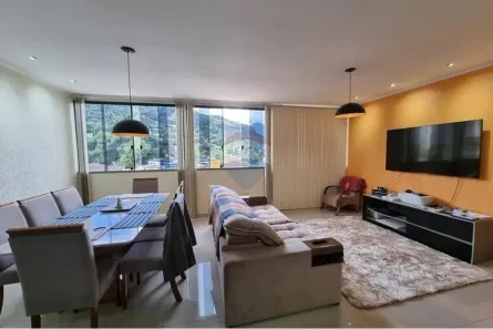 Casa com 4 Quartos à venda, 196m² no São Sebastião, Petrópolis