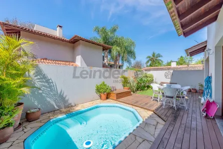 Casa de Condomínio com 4 Quartos à venda, 290m² no Jardim Isabel, Porto Alegre