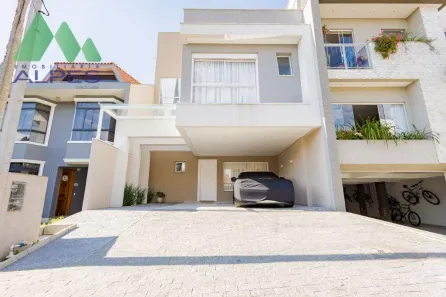 Casa com 4 Quartos à venda, 282m² no Xaxim, Curitiba