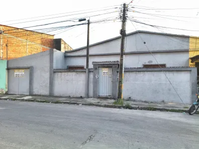 Casa com 2 Quartos para alugar, 100m² no Antônio Bezerra, Fortaleza