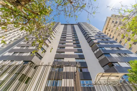Apartamento com 4 Quartos para alugar, 161m² no Centro, Curitiba