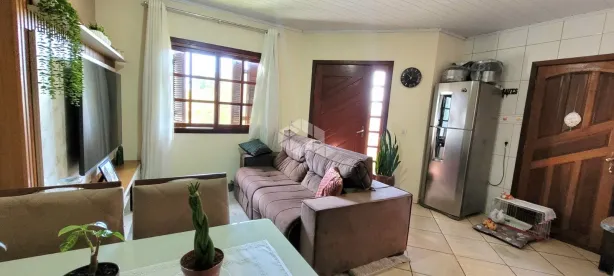 Casa com 2 Quartos à venda, 62m² no Olaria, Canoas