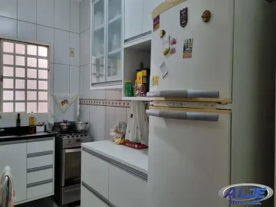 Casa com 3 Quartos à venda, 140m² no Jardim Portal do Sol, Marília