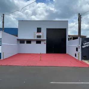 Galpão/Depósito/Armazém à venda, 240m² no Conjunto Habitacional Doutor Walter Antônio de Pádua Becker, Sertãozinho