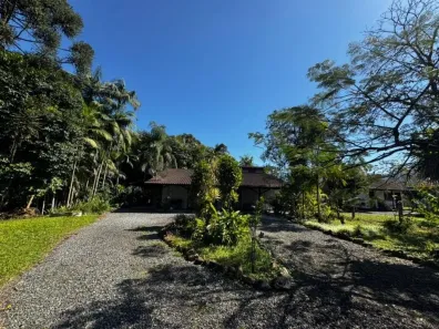 Fazenda/Sítio com 2 Quartos à venda, 100m² no Rio Bonito (Pirabeiraba), Joinville