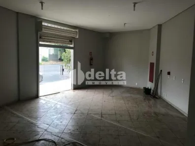 Ponto Comercial à venda, 58m² no Tibery, Uberlândia