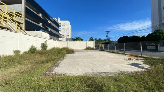 Lote/Terreno à venda, 300m² no Buraquinho, Lauro de Freitas