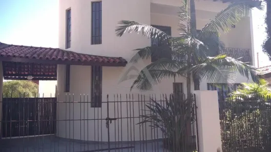 Casa com 3 Quartos à venda, 230m² no Vila Embaré, Valinhos