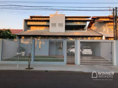 Sobrado com 4 Quartos à venda, 298m² no São Francisco, Ibiporã