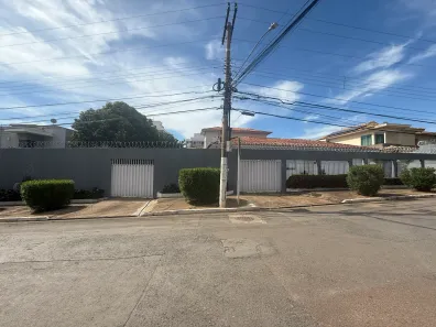 Casa com 4 Quartos à venda, 353m² no Jardim Mariana, Cuiabá