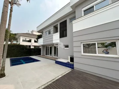 Casa com 4 Quartos à venda, 355m² no Pedra Branca, Palhoça