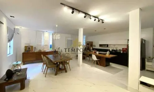 Casa com 3 Quartos à venda, 153m² no Lourdes, Belo Horizonte