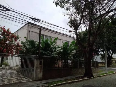 Casa com 9 Quartos para alugar, 420m² no Parque Tamandaré, Campos dos Goytacazes