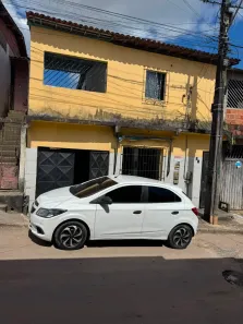 Prédio Residencial com 2 Quartos para alugar, 70m² no Gleba H, Camaçari