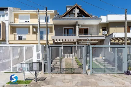 Casa com 3 Quartos à venda, 143m² no Guarujá, Porto Alegre