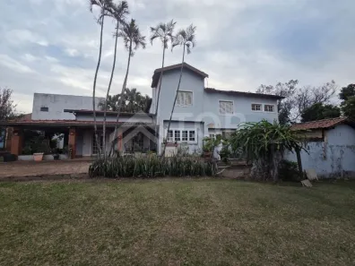 Fazenda/Sítio com 6 Quartos à venda, 559m² no Jardim Tangará, São Carlos