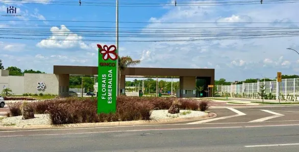 Lote/Terreno à venda, 240m² no , Cuiabá