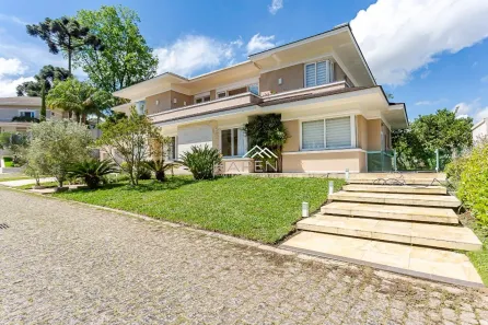 Casa de Condomínio com 3 Quartos à venda, 461m² no São Lourenço, Curitiba