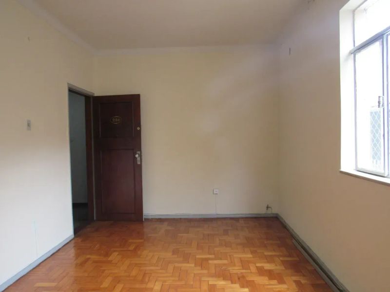 Apartamento com 3 quartos — Prado, Belo Horizonte