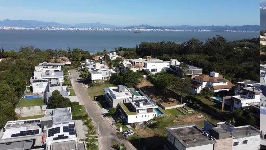 Lote/Terreno à venda, 762m² no Cacupé, Florianópolis