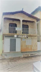 Casa com 6 Quartos à venda, 132m² no Centro, Montes Claros