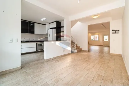 Casa de Condomínio com 4 Quartos à venda, 257m² no Jardim Prudência, São Paulo