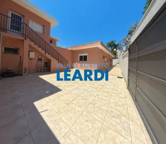 Sobrado com 4 Quartos à venda, 247m² no Vila Lídia, Campinas