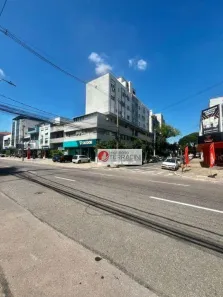 Sala Comercial à venda, 43m² no Passo da Areia, Porto Alegre