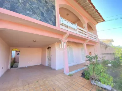 Casa com 3 Quartos à venda, 242m² no Balneário, Florianópolis