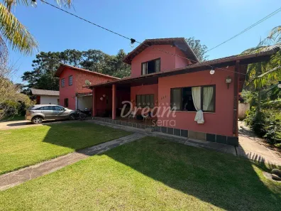 Casa com 8 Quartos à venda, 320m² no Granja Mafra, Teresópolis