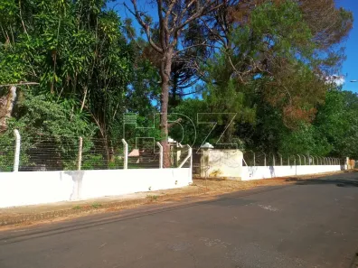 Fazenda/Sítio com 4 Quartos para alugar, 754m² no Chácara Velosa, Araraquara