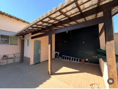 Casa de Condomínio com 2 Quartos para alugar, 110m² no , Araruama