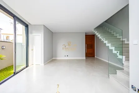 Sobrado com 3 Quartos à venda, 167m² no Santa Cândida, Curitiba