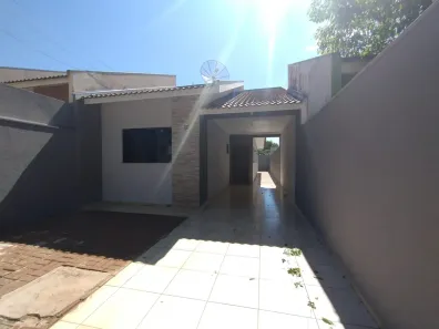 Casa com 3 Quartos para alugar, 100m² no Jardim Olímpico, Maringá