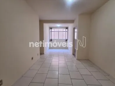 Apartamento com 3 Quartos para alugar, 80m² no Coração Eucarístico, Belo Horizonte