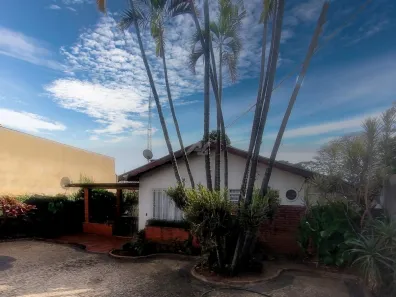 Casa com 3 Quartos à venda, 206m² no Jardim Flamboyant, Campinas