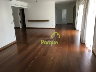 Apartamento com 2 Quartos para alugar, 138m² no Aclimação, São Paulo