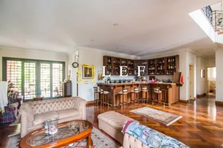 Casa com 4 Quartos à venda, 740m² no Jardim Leonor, São Paulo