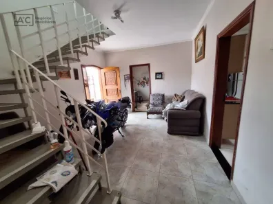 Sobrado com 4 Quartos para alugar, 350m² no Remanso Campineiro, Hortolândia
