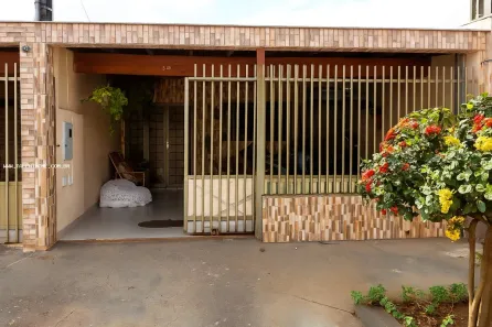 Casa com 3 Quartos à venda, 81m² no Brasília, Londrina