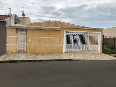 Casa com 3 Quartos à venda, 150m² no Jardim São João Batista, São Carlos