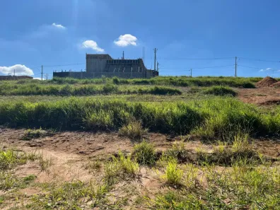 à venda, 330m² no Urbanova, São José dos Campos
