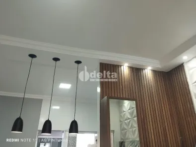 Casa com 2 Quartos à venda, 90m² no Jardim Canaã, Uberlândia