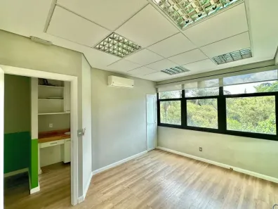 Ponto Comercial à venda, 53m² no Jardim Lambreta, Cotia