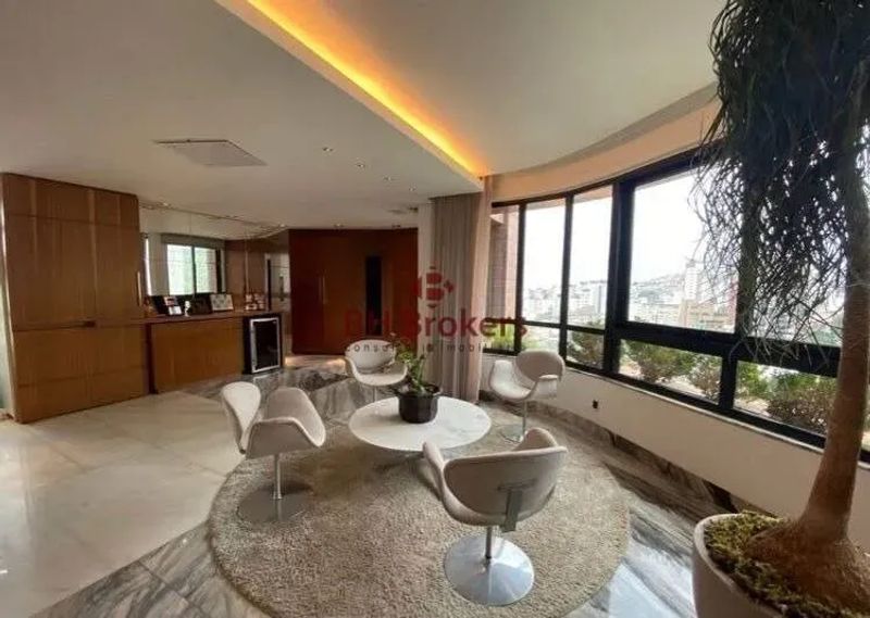 Apartamento com 4 quartos — Serra, Belo Horizonte