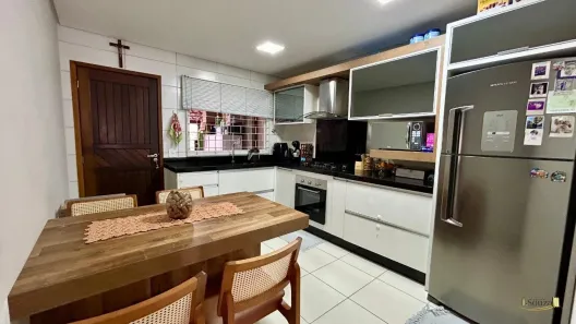 Sobrado com 2 Quartos à venda, 90m² no Aventureiro, Joinville